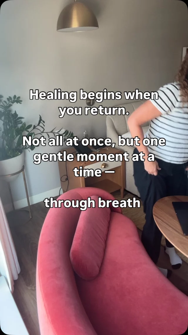 Being in your body can feel like an abstract concept when you’re used to living in your head — especially if you’ve been through trauma or simply learned to survive by staying mentally above it all.

But your body was never the enemy.
It’s your home. Your compass. Your vessel of healing.

Here are a few ways to gently come back into it:

✨ Notice your breath.
Feel it in your nose, chest, belly. Don’t change it—just notice.

✨ Move on purpose.
Stretch. Dance. Walk barefoot. Let your body lead for once.

✨ Engage your five senses.
Name 5 things you see.
Hold something warm.
Smell an essential oil.
Eat something slowly and notice texture.
Listen to a grounding song or sound.

✨ Place your hand on your heart and say:
“I’m allowed to feel. I’m allowed to rest. I’m allowed to come home.”

You don’t have to force it.
Just notice. Just begin.

👇 Tag someone who needs this reminder today.

.
.

#SomaticHealing #OverthinkerToOvercomer #VoiceAndBody #NervousSystemHealing #EmbodiedHealing